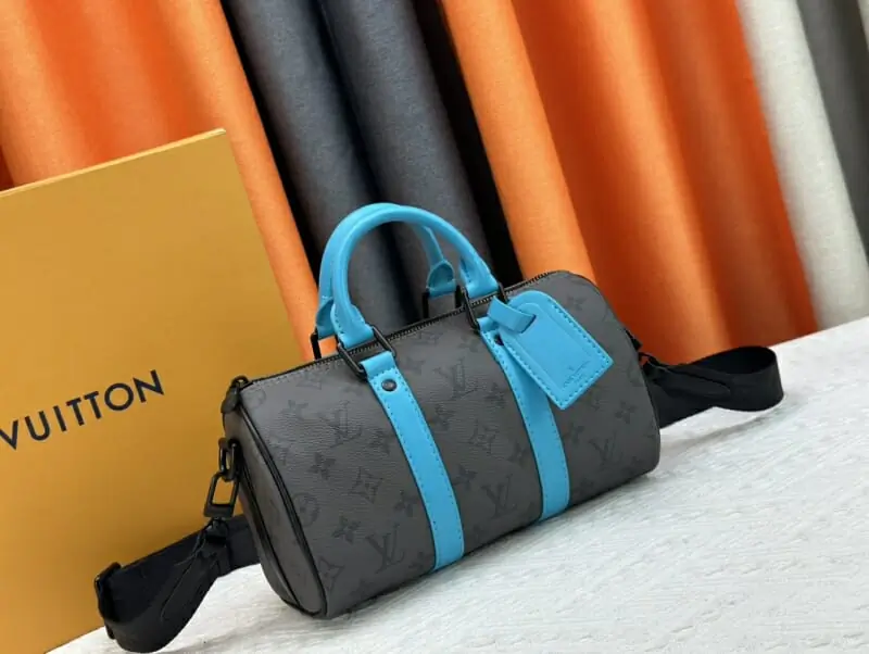 louis vuitton aaa qualite sac a main  pour unisexe s_12245311